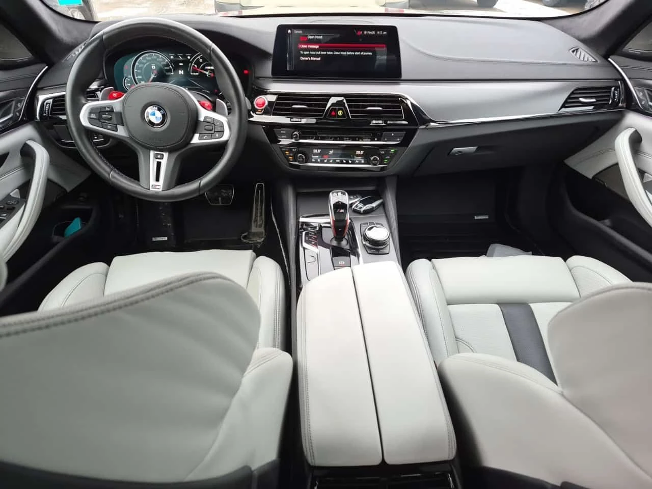 BMW M5 COMPETITION  CARFAX, снимка 10 - Автомобили и джипове - 53915561