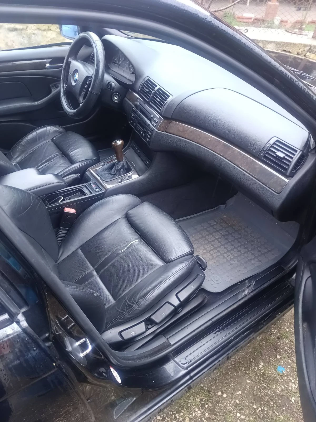 BMW 318 1.8, снимка 3 - Автомобили и джипове - 54017543