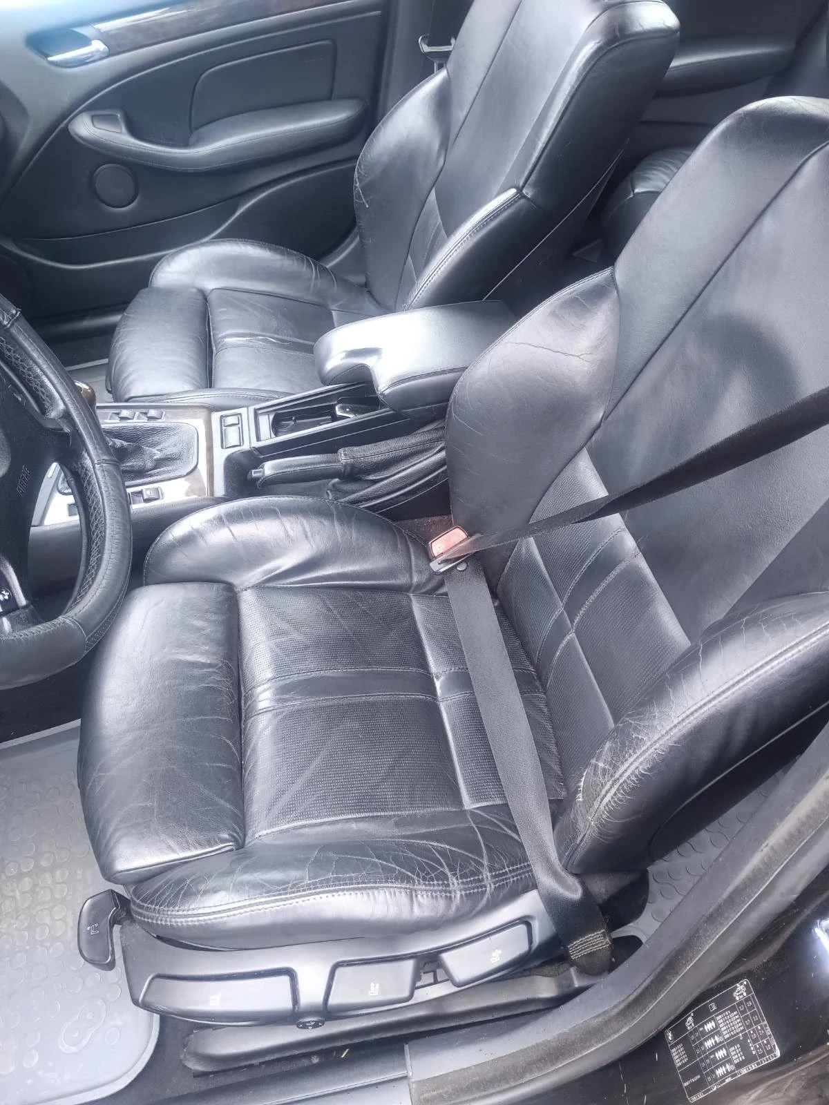 BMW 318 1.8, снимка 12 - Автомобили и джипове - 54017543