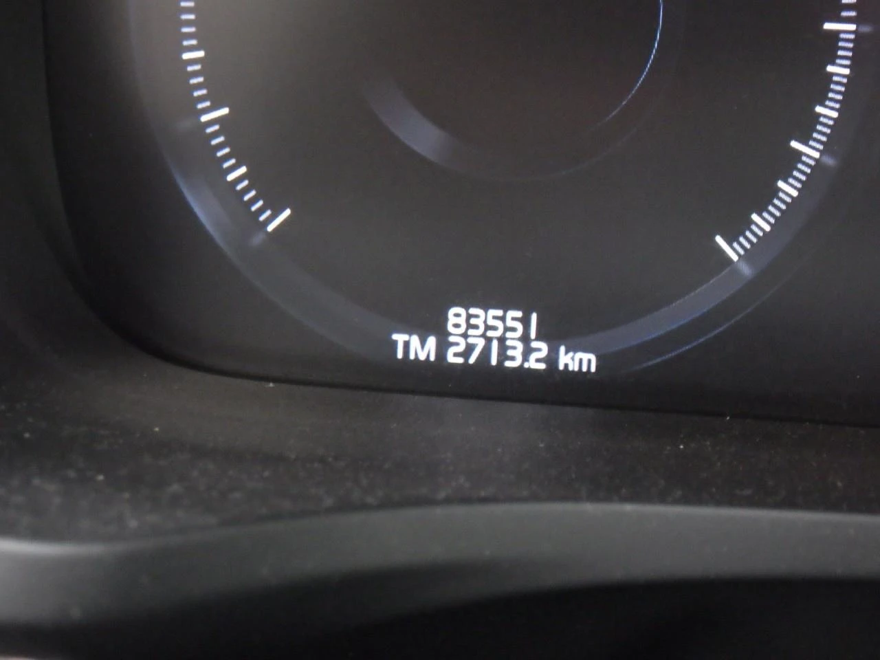 Volvo V60 T4/ Geartronic/ Momentum Pro/ Очакван !, снимка 9 - Автомобили и джипове - 54017781