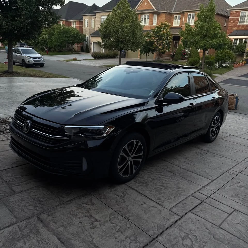 VW Jetta R LINE/CAM/ПОДГРЕВИ/КОЖЕН САЛОН/ПЪРВИ СОБСТВЕНИК  | Auto.bg — изображение 1