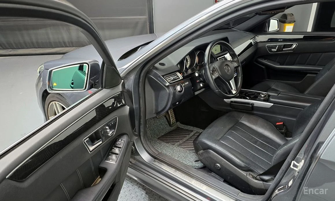 Mercedes-Benz E 350, снимка 10 - Автомобили и джипове - 54460230