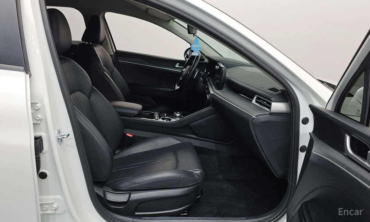 Kia K5 2.0* TRENDY* ПОДГРЕВ* КАМЕРА* КЕЙЛЕС* , снимка 15 - Автомобили и джипове - 54807627