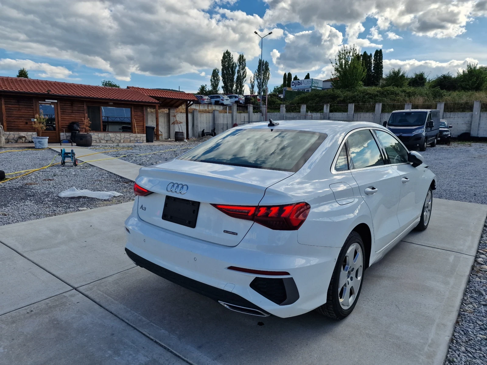 Audi A3 40TFSI Progressive 8800km!! | Mobile.bg � ����������� 1