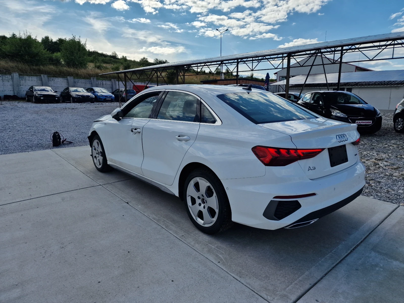 Audi A3 40TFSI Progressive 8800km!! | Mobile.bg � ����������� 3