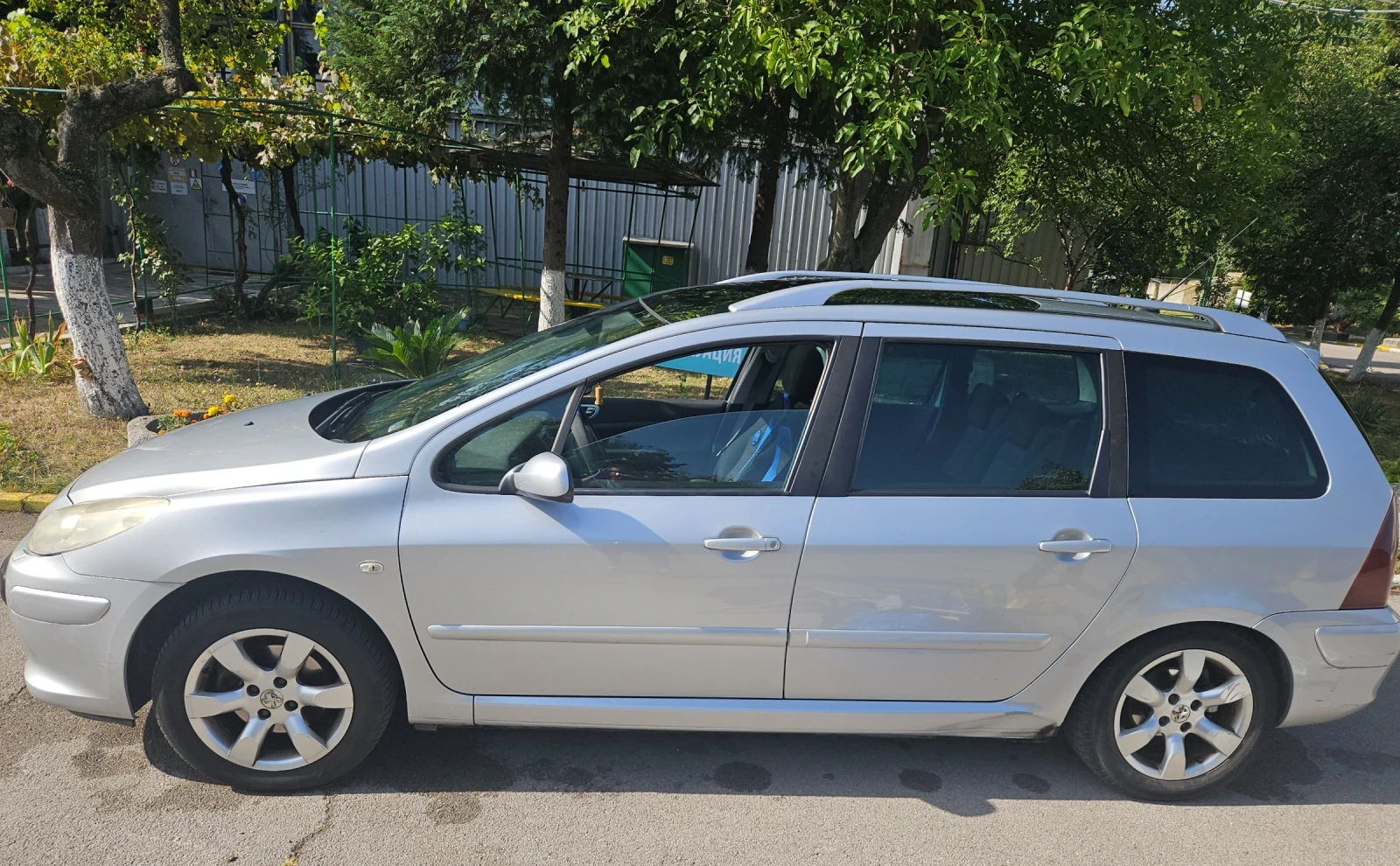 Peugeot 307 S w  2 бензин 140кс 2008г, снимка 2 - Автомобили и джипове - 55885135