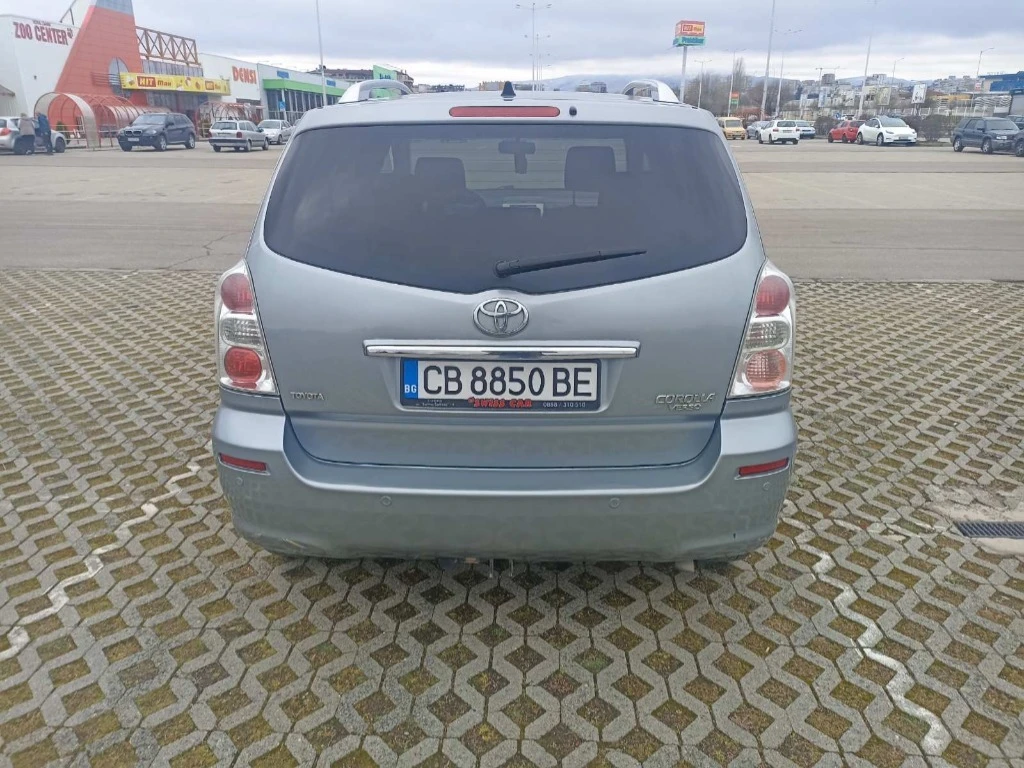 Toyota Corolla verso 1.8 VVTI, снимка 3 - Автомобили и джипове - 55998020