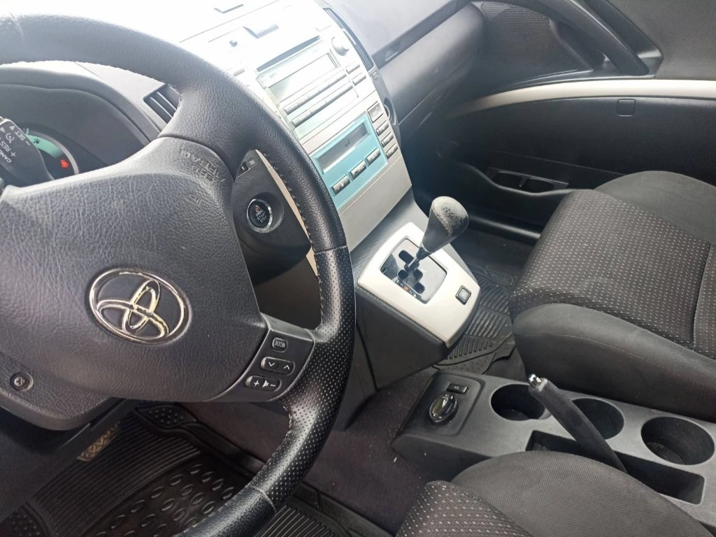 Toyota Corolla verso 1.8 VVTI, снимка 10 - Автомобили и джипове - 55998020