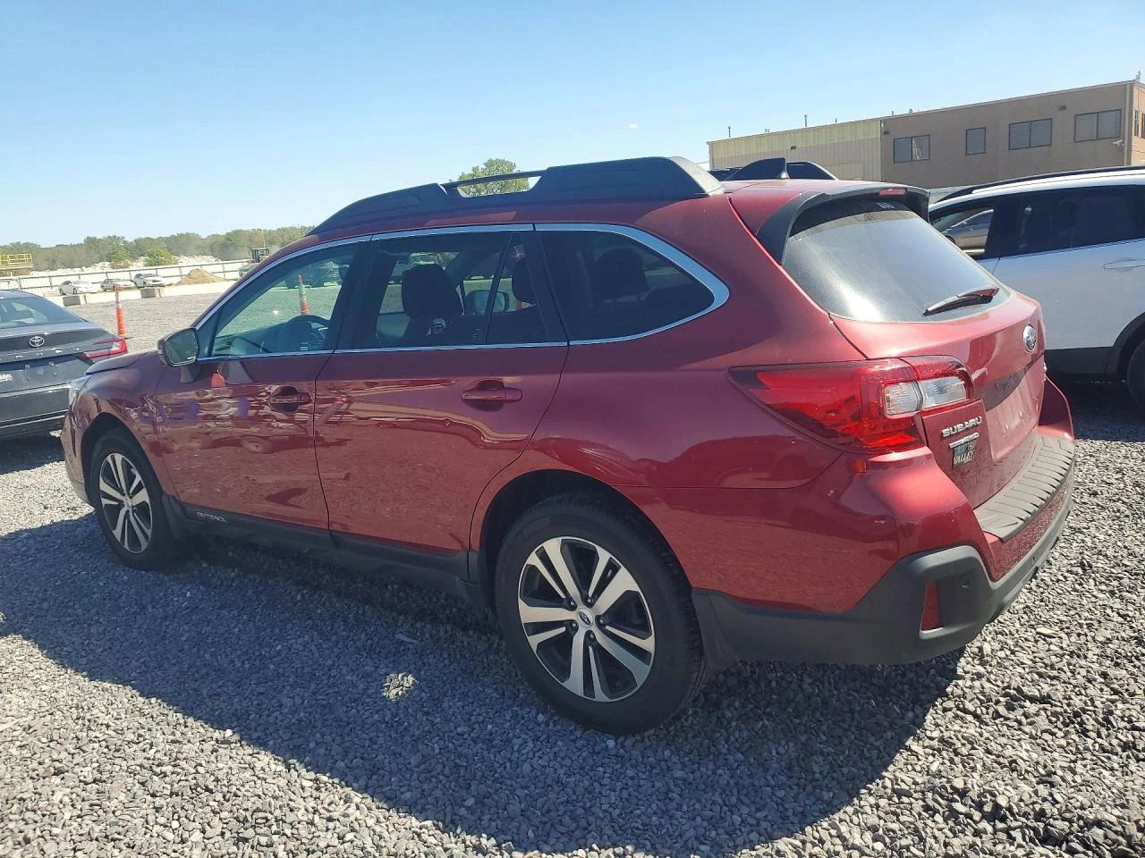 Subaru Outback 3.6l 3.6R Limited, снимка 2 - Автомобили и джипове - 56012720