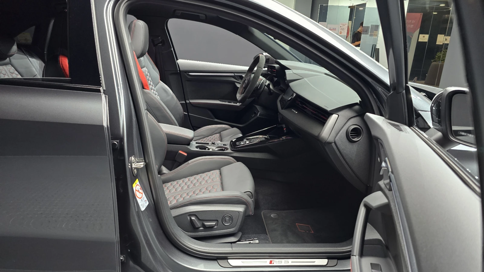 Audi Rs3 BLIND SPOT* HUD* ЛЮК* КРАЙНА ЦЕНА, снимка 11 - Автомобили и джипове - 56133739