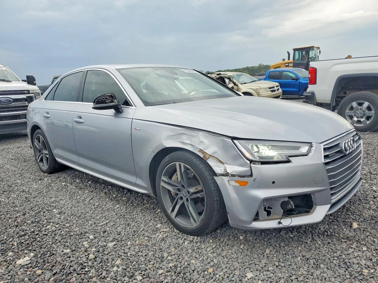 Audi A4 2.0l Premium Plus, снимка 4 - Автомобили и джипове - 56349650