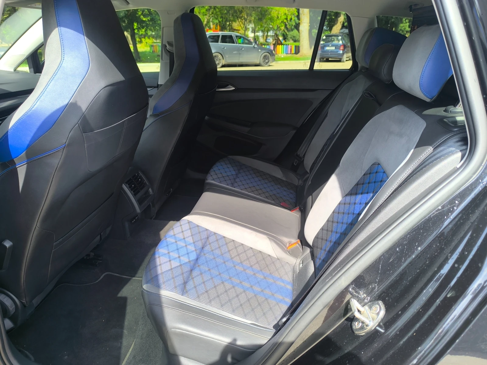 VW Golf Golf 8 R-Line 2.0 tdi  | Mobile.bg � ����������� 10