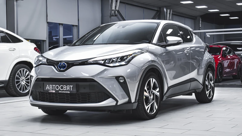 Toyota C-HR 2.0 Hybrid Club Automatic, снимка 4 - Автомобили и джипове - 51294536
