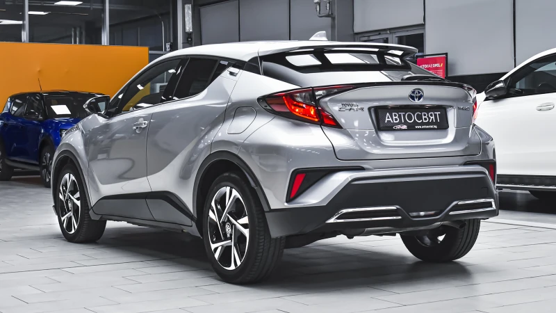 Toyota C-HR 2.0 Hybrid Club Automatic, снимка 7 - Автомобили и джипове - 51294536
