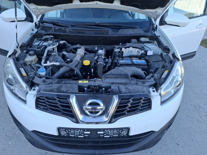 Nissan Qashqai, снимка 15 - Автомобили и джипове - 51811675