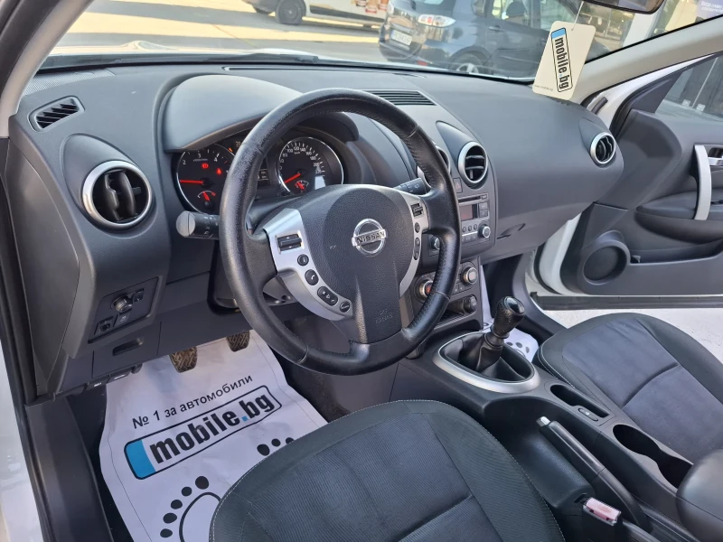Nissan Qashqai, снимка 13 - Автомобили и джипове - 51811675
