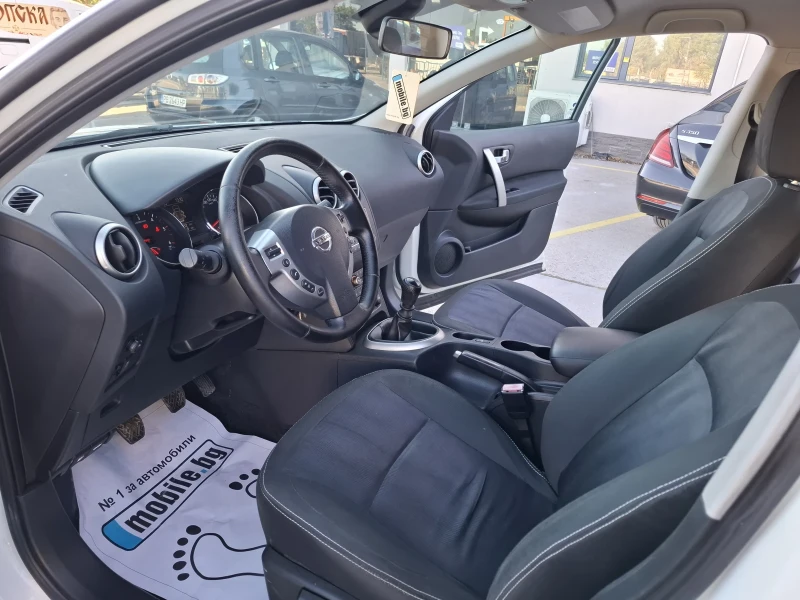 Nissan Qashqai, снимка 9 - Автомобили и джипове - 51811675