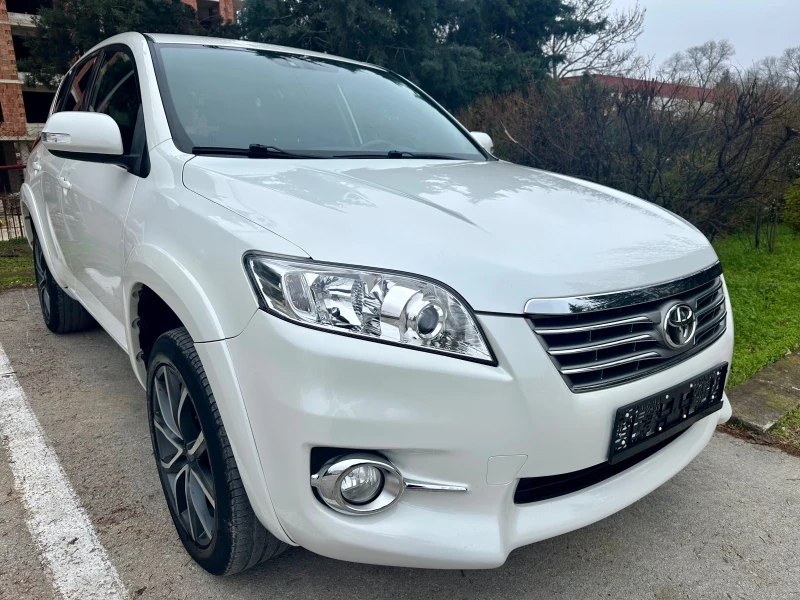 Toyota Rav4 2.2 D FACELIFT, снимка 2 - Автомобили и джипове - 52883722