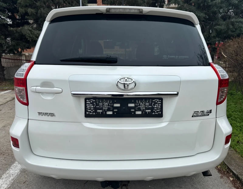 Toyota Rav4 2.2 D FACELIFT, снимка 7 - Автомобили и джипове - 52883722
