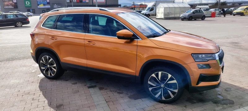 Skoda Karoq 1.5 TSI Гаранционна Бензин /Газ, снимка 7 - Автомобили и джипове - 53467952