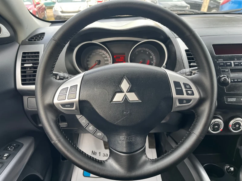 Mitsubishi Outlander 2.4 4х4, снимка 8 - Автомобили и джипове - 53538272