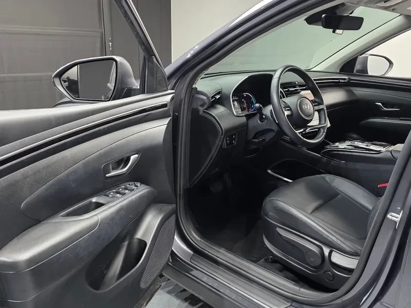 Hyundai Tucson 1.6 Hybrid - САМО 30% АВАНС, снимка 10 - Автомобили и джипове - 55991563