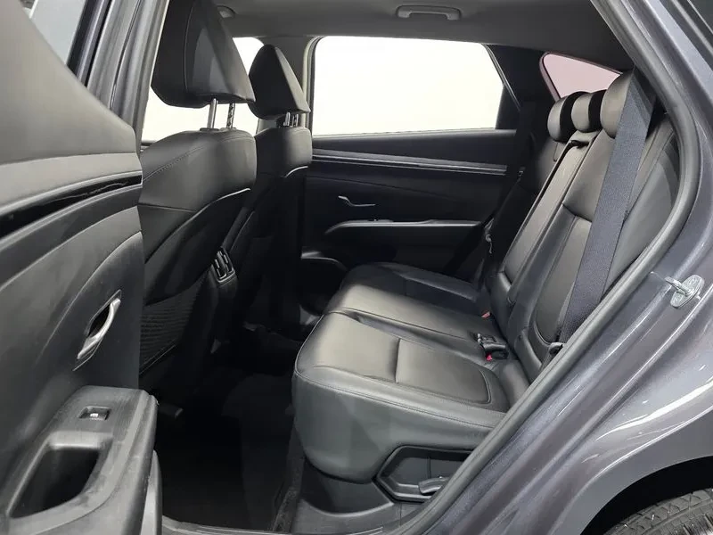Hyundai Tucson 1.6 Hybrid - САМО 30% АВАНС, снимка 12 - Автомобили и джипове - 55991563