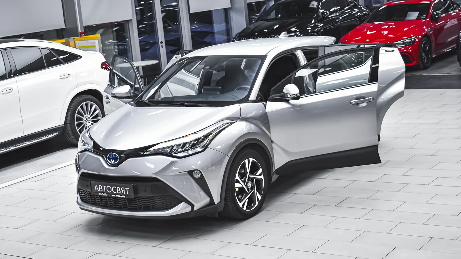 Toyota C-HR 2.0 Hybrid Club Automatic, снимка 1