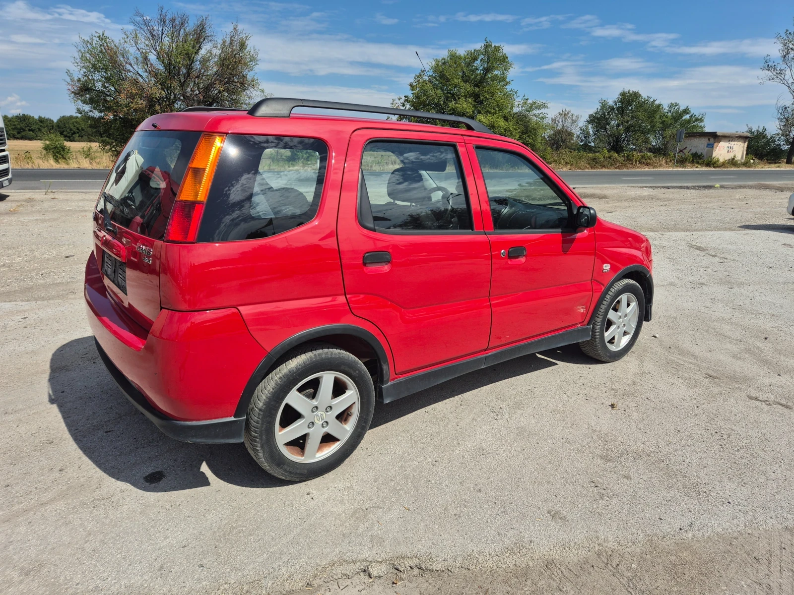 Suzuki Ignis 1.5I, 4X4 - изображение 6