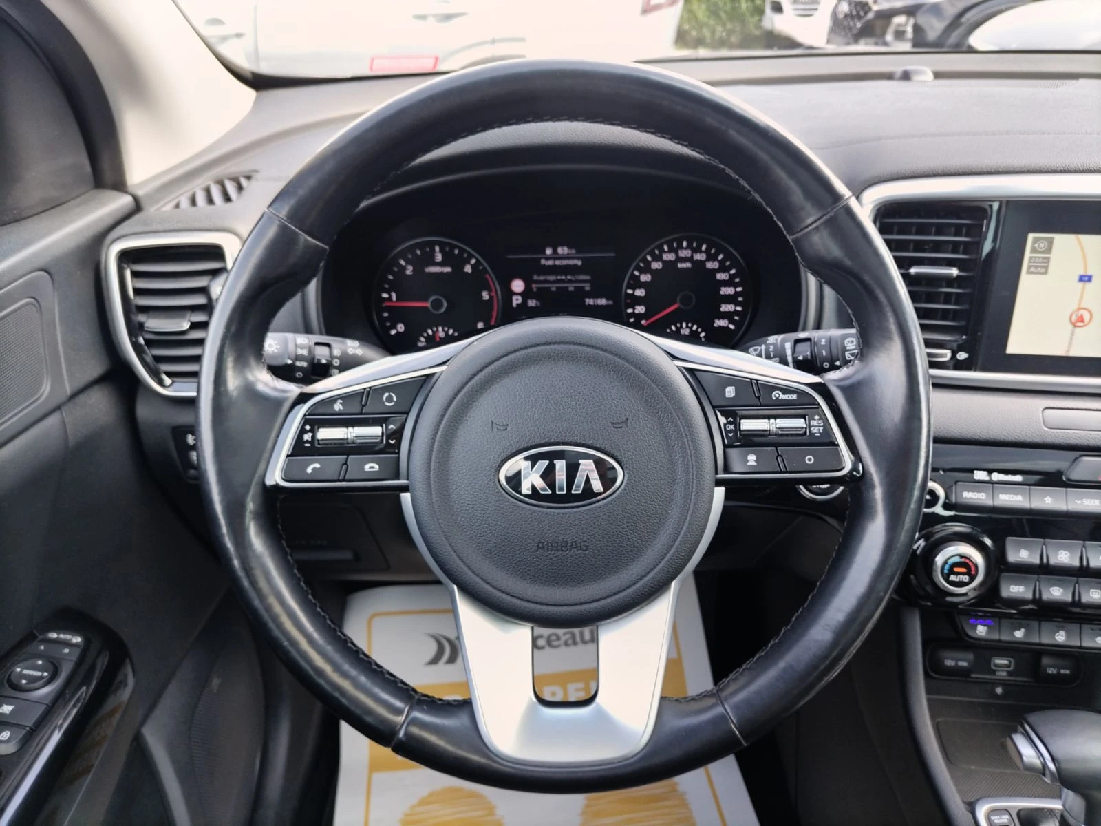 Kia Sportage 2.0 CRDI AWD Aut.  185 к.с. - изображение 9
