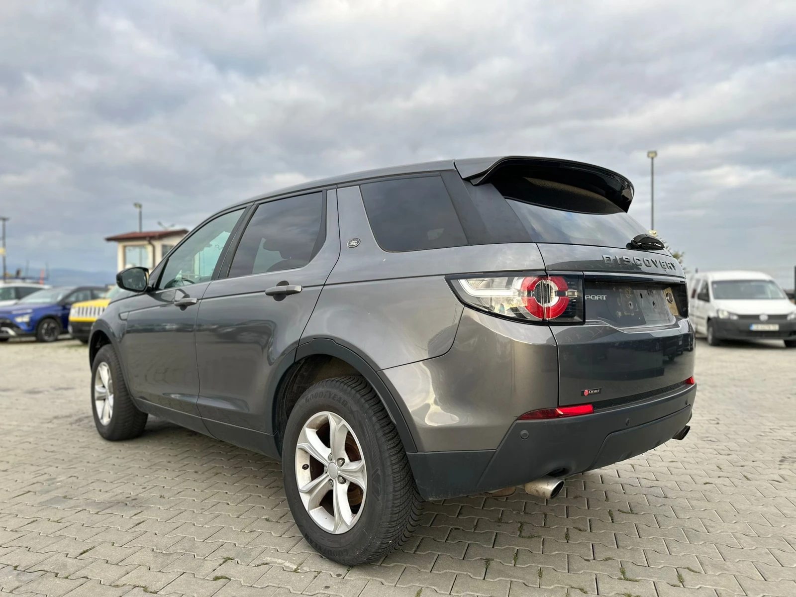 Land Rover Discovery Sport / 2.0 HSE / 4X4 / ПРОБЛЕМ В МОТОРА / - изображение 3