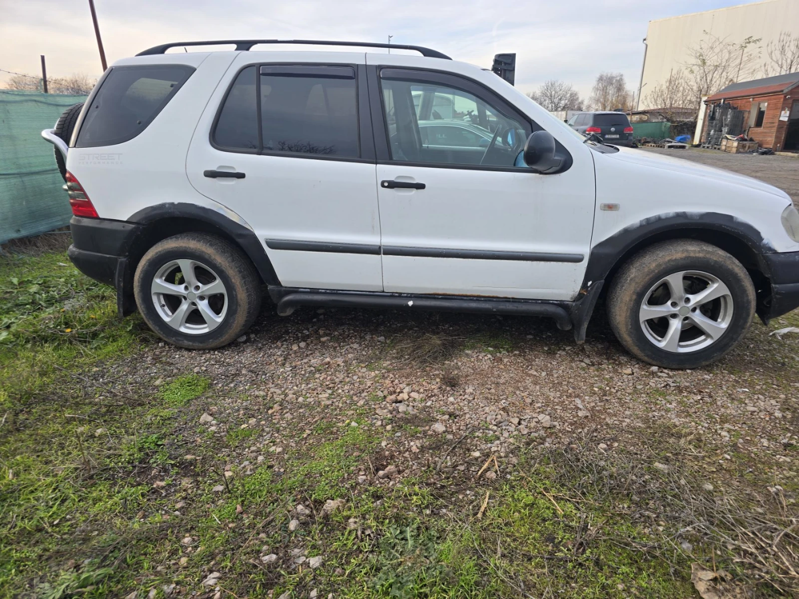 Mercedes-Benz ML 320 на части - изображение 2