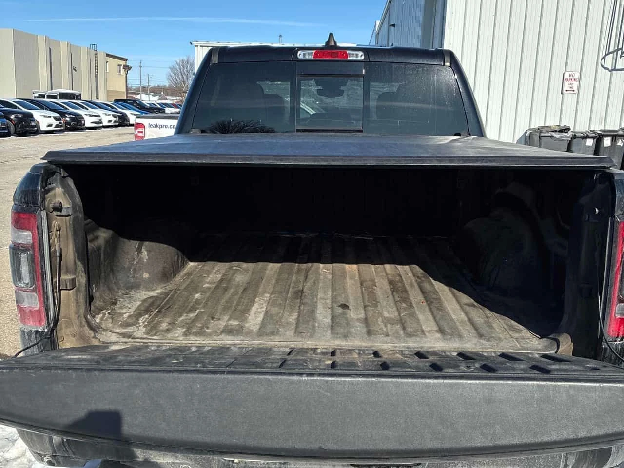 Dodge RAM 1500  | Rebel | 3.0d | PANORAMA | CARFAX, снимка 14 - Автомобили и джипове - 53722071