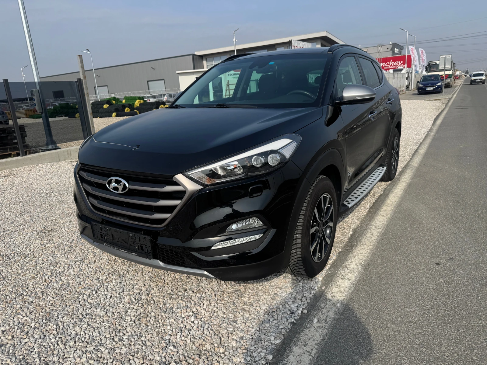 Hyundai Tucson 1.7 Diesel, снимка 2 - Автомобили и джипове - 53875170