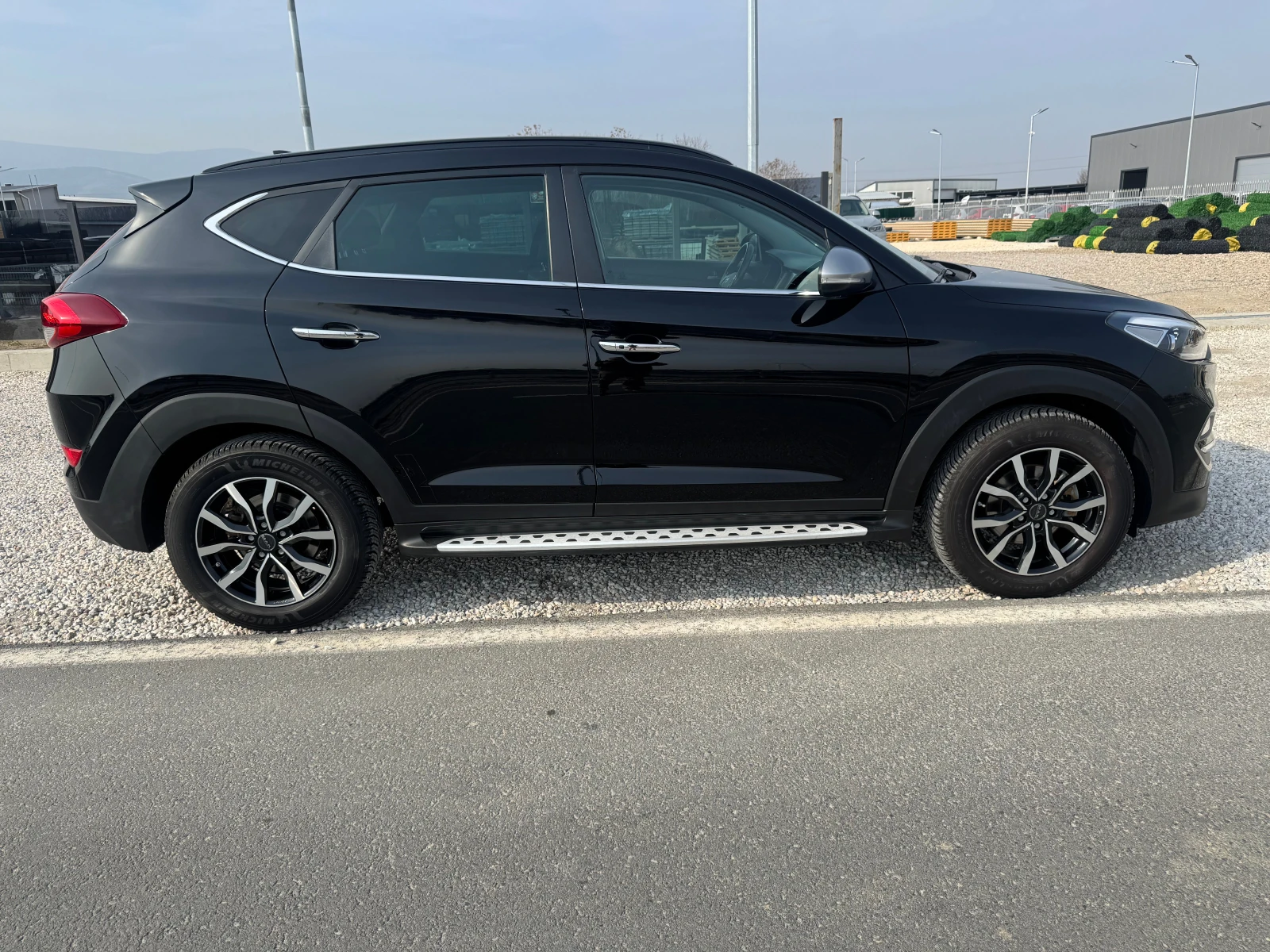 Hyundai Tucson 1.7 Diesel, снимка 4 - Автомобили и джипове - 53875170