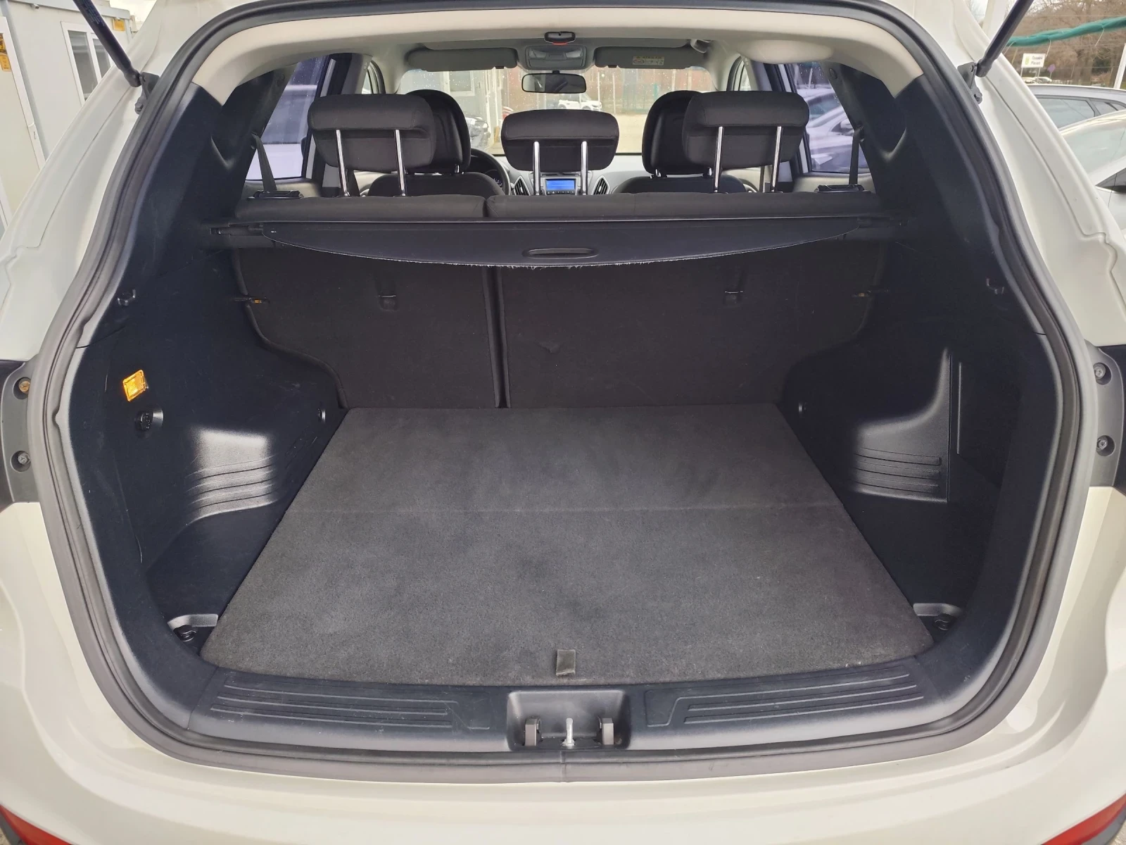 Hyundai IX35 1.6 GDI Швейцария , снимка 12 - Автомобили и джипове - 53904772