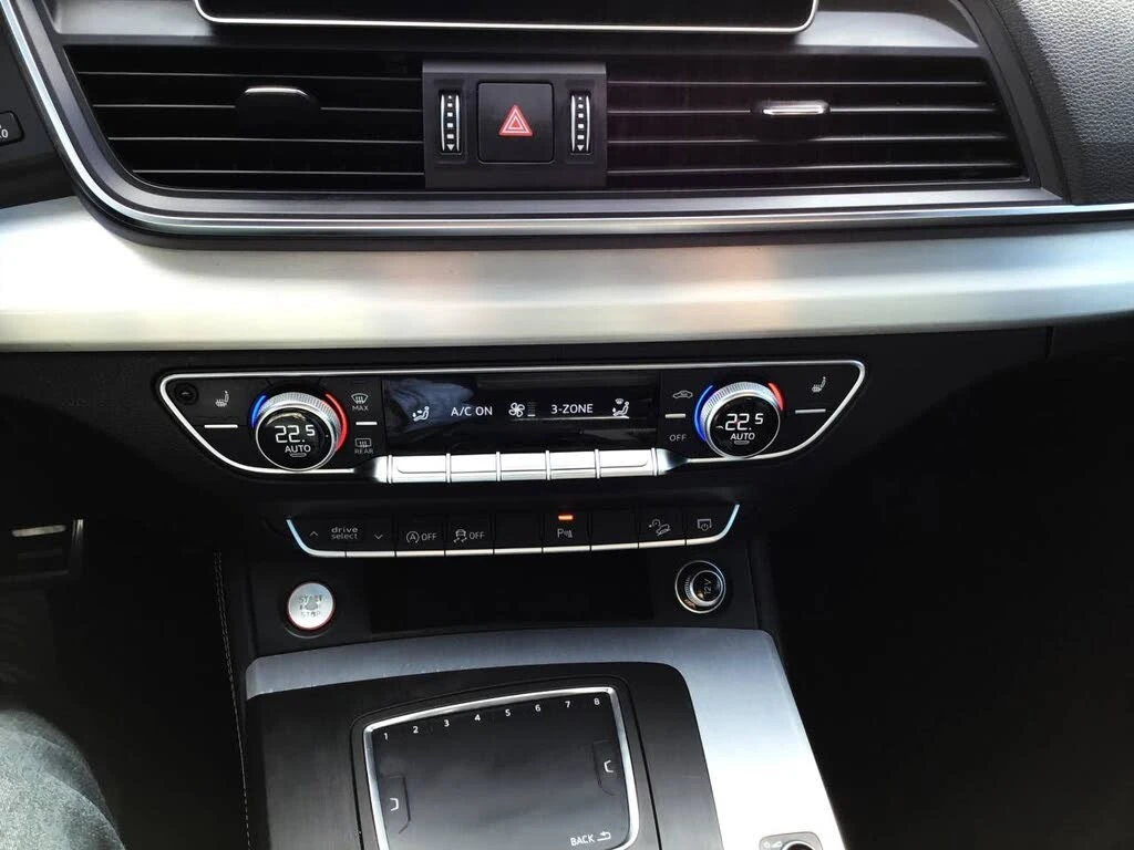 Audi SQ5 3.0 TFSI* Progressiv* АвтоКредит* (ЦЕНА ДО БГ), снимка 14 - Автомобили и джипове - 54001929