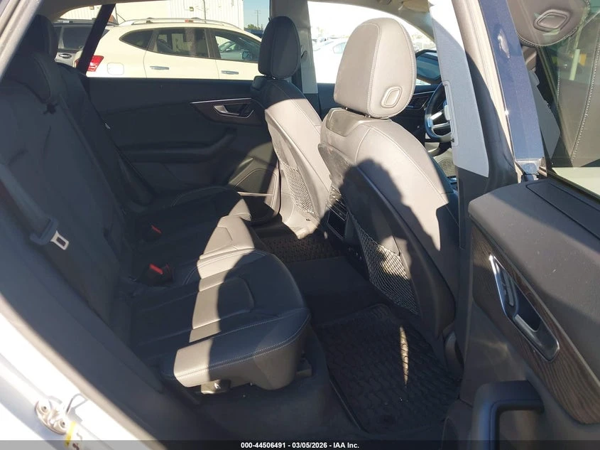 Audi Q8 3.0l Prestige 55 Tfsi Quattro Tiptronic, снимка 8 - Автомобили и джипове - 54093942