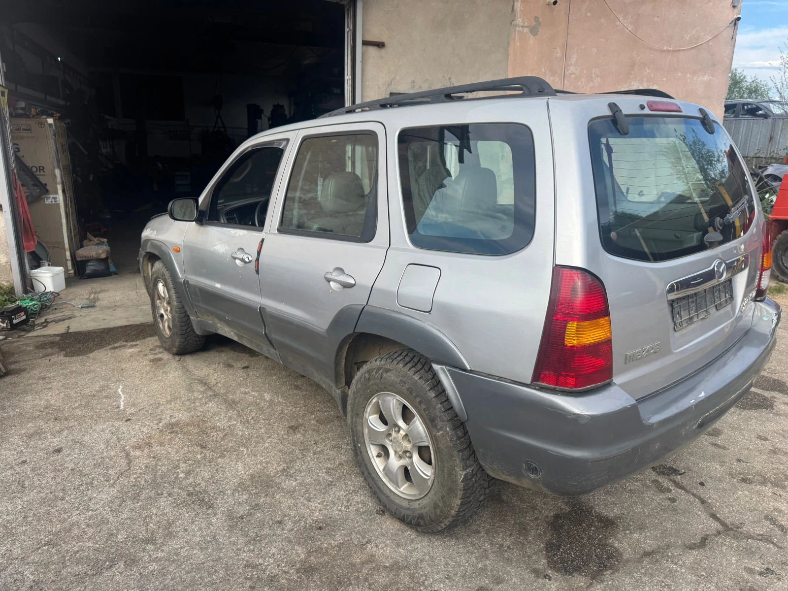 Mazda Tribute 3.0 v6, снимка 4 - Автомобили и джипове - 54965905