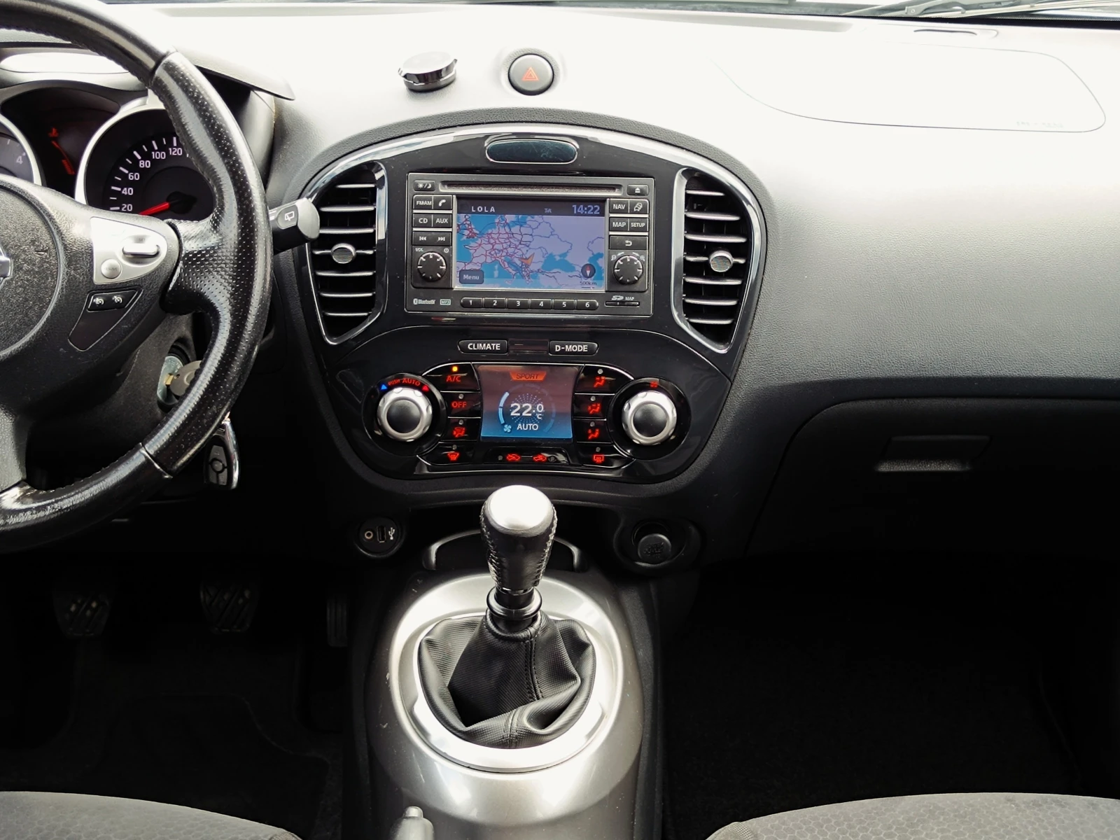 Nissan Juke 1.5 DCi* NAVI* КАМЕРА* ОБСЛУЖЕН* , снимка 13 - Автомобили и джипове - 55274476