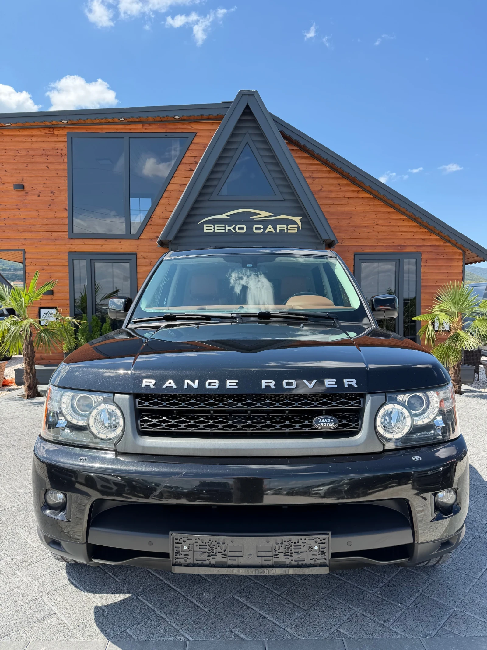 Land Rover Range Rover Sport Нов внос от Белгия безупречна!, снимка 2 - Автомобили и джипове - 55673816