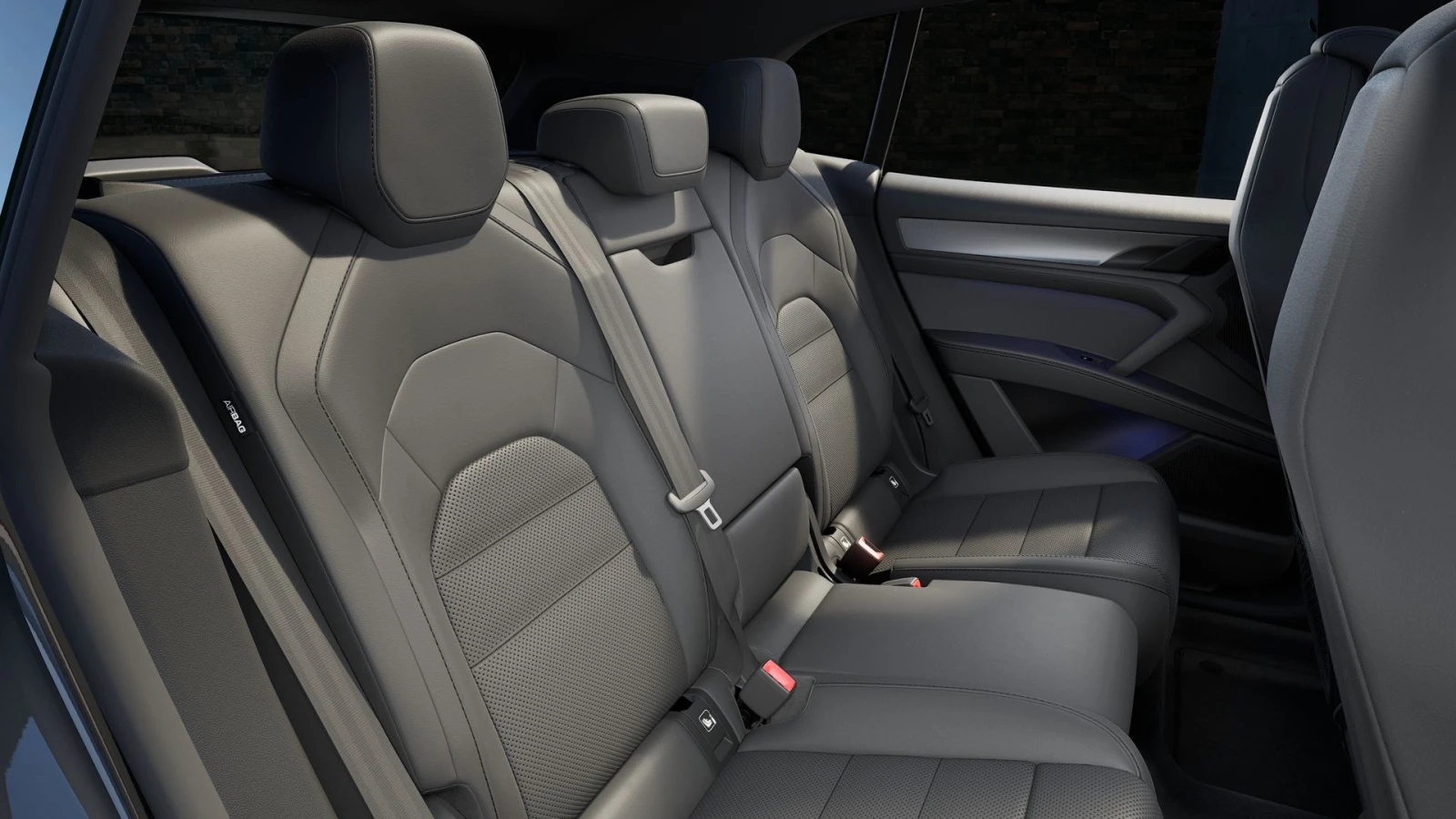 Porsche Cayenne ELECTRIC / SPORT CHRONO / BOSE/ MATRIX/ PANO/ 360/, снимка 10 - Автомобили и джипове - 56071783