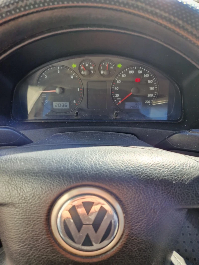 VW Transporter, снимка 9 - Бусове и автобуси - 48452852