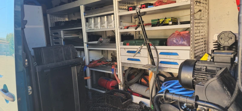 Mercedes-Benz Sprinter 318 РАБОТИЛНИЦА, снимка 11 - Бусове и автобуси - 52710632