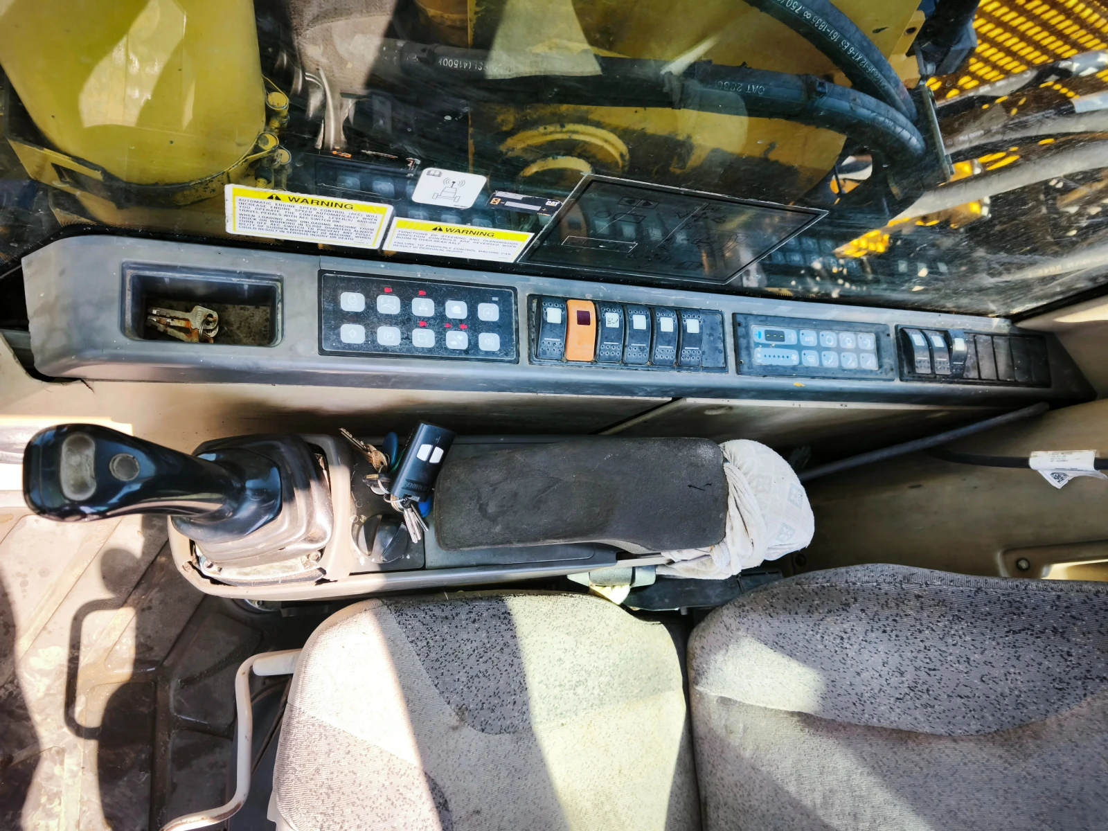 Багер Cat M318C, снимка 11 - Индустриална техника - 55558799