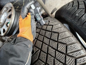 Гуми Зимни 205/60R17, снимка 4