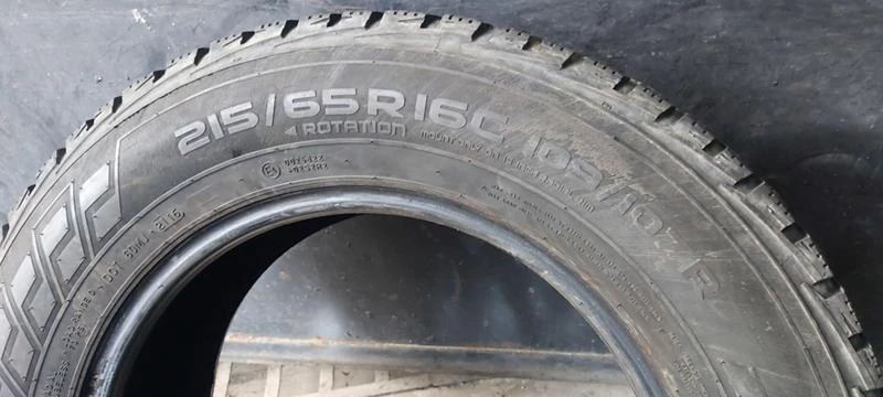 Гуми Зимни 215/65R16, снимка 6 - Гуми и джанти - 35130359