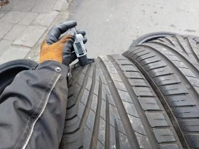 Гуми Летни 225/40R18, снимка 3 - Гуми и джанти - 40341338