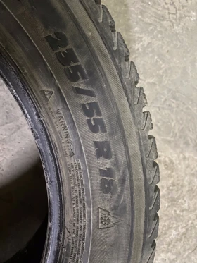 Гуми Зимни 235/55R18, снимка 6 - Гуми и джанти - 52590566