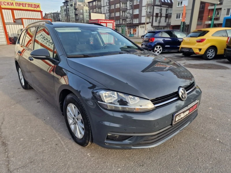 VW Golf 1.6TDI, снимка 3 - Автомобили и джипове - 43623129